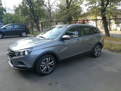 Новый кроссовер Lada Vesta 2024 года показали на первых фоторендерах -  Рамблер/авто