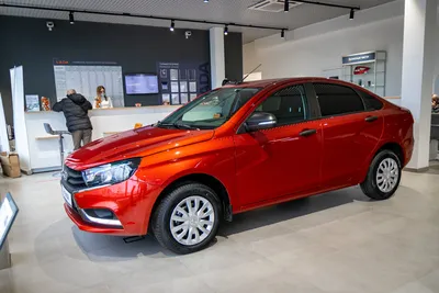 Настоящий эксклюзив: в продажу поступили Lada Vesta в ярких цветах «Сердолик»  и «Марс