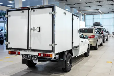 LADA ВИС 23490 фургон универсальный 2024 - фото в новом кузове: салон, вид  снаружи, багажник
