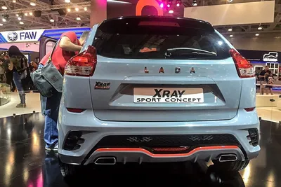 Завод «Лада Санкт-Петербург» выпустил около 100 автомобилей Lada X-Cross 5  - Ведомости. Северо-Запад