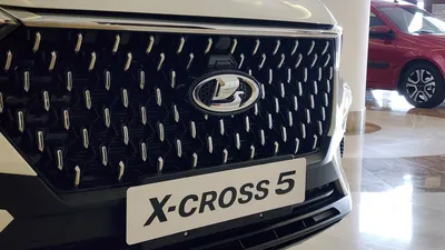 Купить Lada X-Cross 5 2023 в комплектации Luxury DCT по цене от 2273000 ₽  Москва