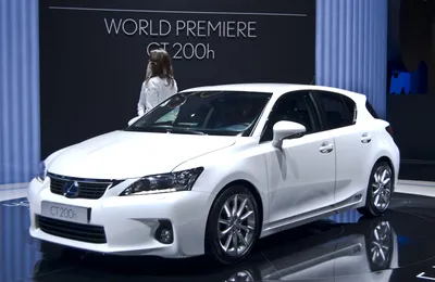 Lexus CT — Википедия