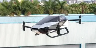 Летающий автомобиль Xpeng X2 может перевозить 560 кг груза на скорости до  130 км/ч