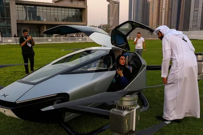 Летающие автомобили: от концептов до реальных машин» — создано в Шедевруме
