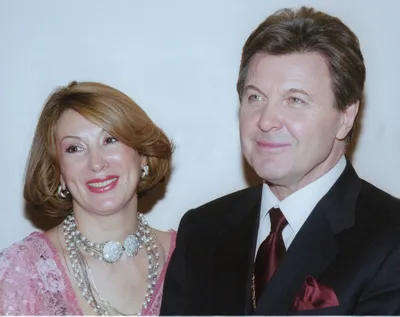 Лев Лещенко с супругой госпитализированы с подозрением на коронавирус