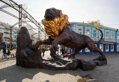 Скульптура льва 005