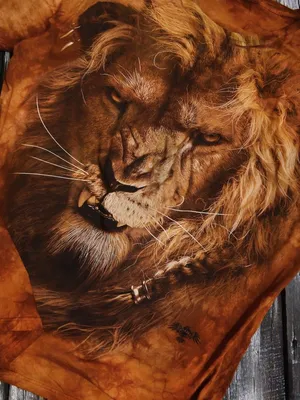 Лев царь зверей на троне на фоне…» — создано в Шедевруме