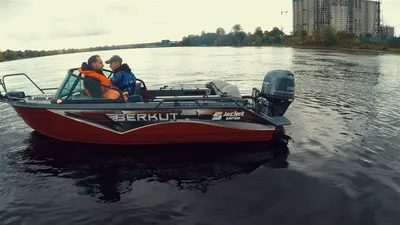 Купить лодку BERKUT S-C Console в в Минске. Объявление о продаже лодок и  катеров в Беларуси. Автомалиновка - сайт частных объявлений.