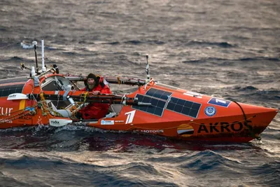 Федор Конюхов в одиночку пересек Тихий океан на весельной лодке — РБК