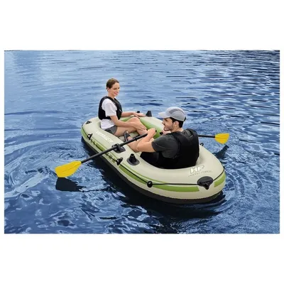Жаркое лето, речка, лодка с веслами» — создано в Шедевруме