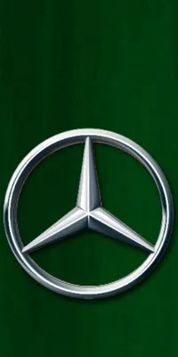 Логотип Mercedes Benz на белом фоне» — создано в Шедевруме