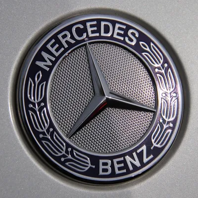 Mercedes-Benz приостановит производство и поставки автомобилей в Россию -  РИА Новости, 04.04.2022