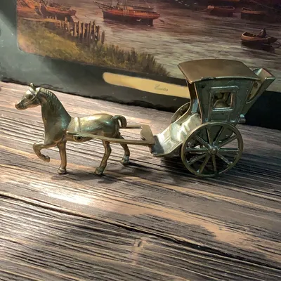 Лошадь с каретой рисунок - 51 фото