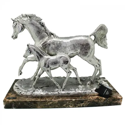 Скульптура \"Материнство\" ( лошадь с жеребенком) автор Гатилова Е.И. купить,  цена на товары в интернет-магазине dulevo.ru