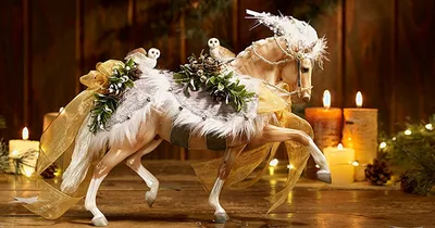 Breyer Holiday Horse: рождественские лошади разных лет. Увидеть и умереть!