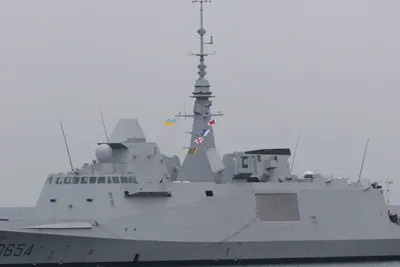 В Одессу вошел самый современный военный корабль ВМС Франции фрегат  Auvergne – фото, видео | Новости Украины | LIGA.net