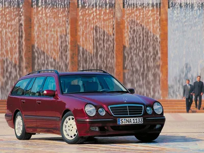 Mercedes-Benz E-Class рестайлинг 1999, 2000, 2001, 2002, седан, 2  поколение, W210 технические характеристики и комплектации