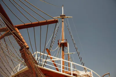 Кораблекрушение пиратского фрегата, …» — создано в Шедевруме