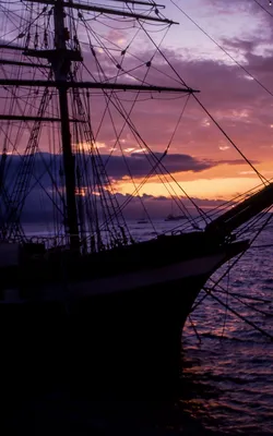 Пиратский Корабль Мачта — стоковые фотографии и другие картинки  Вертикальный - Вертикальный, Военный корабль, Мачта - iStock