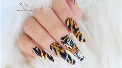 Amazon.com: Valentine's Day Press on Nails Short French Tip Fake Nails  Square Full Cover False Nails Black Heart Acrylic Nails Tiger Stripe False  Nails with Designs Artificial Nails Nail Supplies for Women