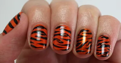 The Little Canvas: Tiger Nail Art Re-Visited