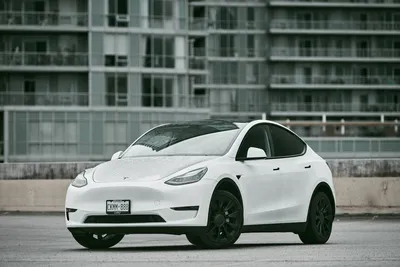 Владельцы Tesla не смогли попасть в машины из-за «глюка» — Motor