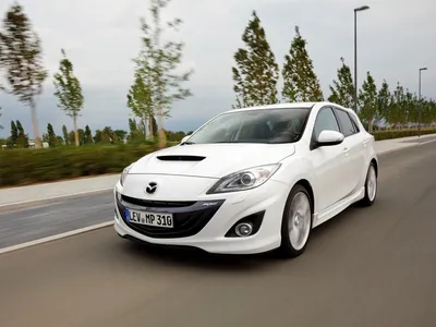 Mazda 3 (2G) BL 1.6 бензиновый 2012 | Белый перламутр на DRIVE2