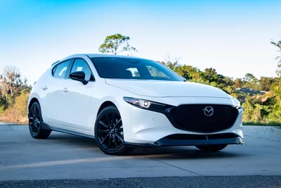 2019 Mazda3 Hatchback AWD Premium Review | Handling, performance, interior,  technology - Autoblog