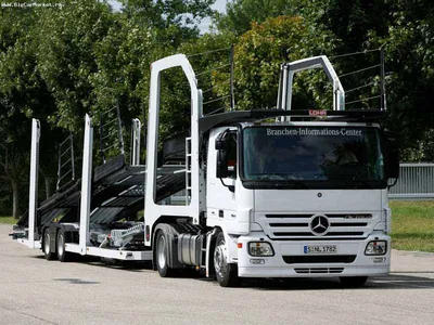 For sale! Mercedes Sprinter 3 in 1: box truck, tow truck, car transporter -  BAZAR.club