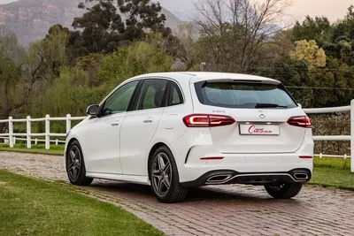 Mercedes-Benz B200 Style (2019) Review