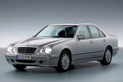 History Of The Mercedes E-Class Told In 10 Iconic Models | CarBuzz