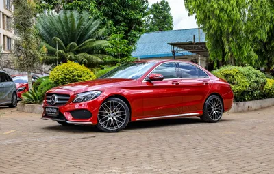 New Mercedes-Benz C-Class C200 Petrol Review: Self-Driven Luxury Car With  Looks, Tech And Interior Quality