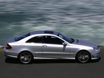 Гоночный Mercedes-Benz CLK LM с допуском к дорогам общего пользования  выставили на продажу (19 фото) » Невседома