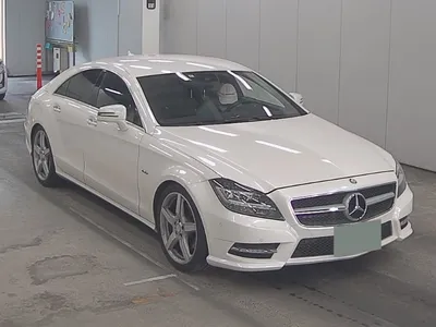 File:2005 Mercedes-Benz CLS 350 (C 219) sedan (2015-07-24) 02.jpg -  Wikimedia Commons