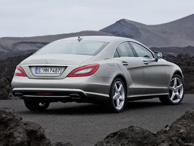 Mercedes-Benz CLS 350 Paris (2010) - picture 3 of 4