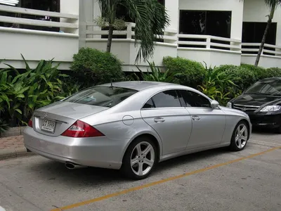 Mercedes-Benz CLS 350 CDI 4matic Blue Efficiency Station W… | Flickr