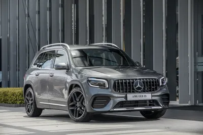 Key Features of the First-Ever 2020 Mercedes-Benz GLB