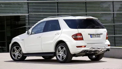 2012 Mercedes-Benz ML 63 AMG: Smaller engine, but just as fun - The Car  Guide