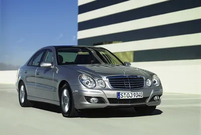 Mercedes-Benz GLA — история модели, фото, цены