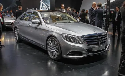 Mercedes-Maybach S600 review: 2016 Mercedes-Maybach S600 is an opulent  cocoon on four wheels - CNET