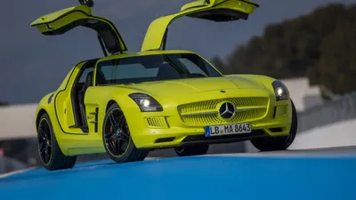 Mercedes-Benz SLS AMG Electric Drive Supercar: First Drive Video