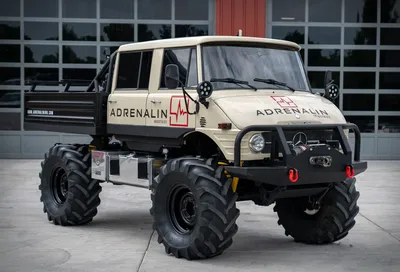 The Unimog U 4023 as an expedition truck.