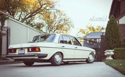 Mercedes-Benz W123 Coupe 1983 Tuning 2.8 M104 193ps, Airride-Fahrwerk, B...  | Mercedes benz coupe, Mercedes benz 190e, Mercedes benz