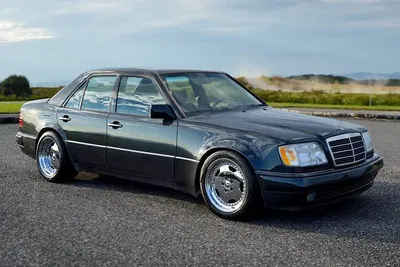Perfectly Imperfect: Rocky's 1992 Mercedes-Benz W124 300d – ECS Tuning
