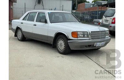 MERCEDES W126 300 SE - Old Colonel Cars - Old Colonel Cars