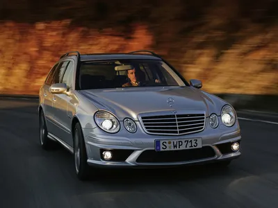 Mercedes-Benz E-klasse III (W211, S211) Рестайлинг 2006 – 2009 Универсал 5  дв.: кузов, класс, тип и объём двигателя, коробка передач, разгон, фото -  CarsWeek.ru