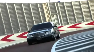 Самый странный Mercedes W140: кожаная крыша и место для гроба – Автоцентр.ua
