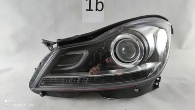Замена ксеноновых ламп Мерседес 204 / Mercedes-Benz W204