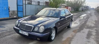 Купить б/у Mercedes-Benz E-Класс II (W210, S210) Рестайлинг 320 3.2 AT (224  л.с.) бензин автомат в Челябинске: чёрный Мерседес-Бенц Е-класс II (W210,  S210) Рестайлинг седан 1999 года на Авто.ру ID 1079604270