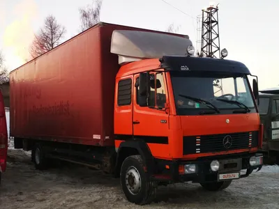 Купить б/у Mercedes-Benz 1117 дизель механика в Кирове: оранжевый фургон  1994 года на Авто.ру ID 15770444